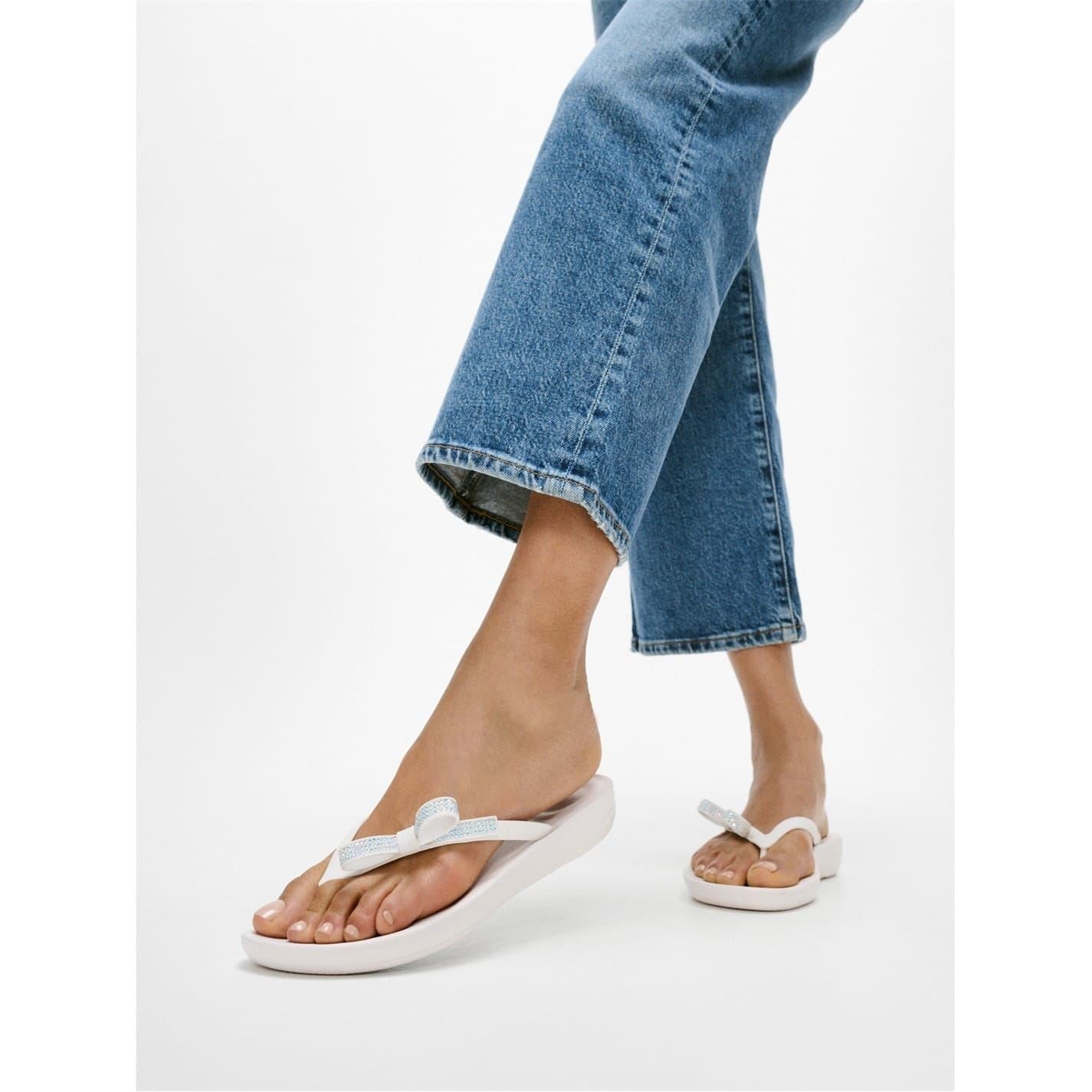 Fit Flop Iqushion Bow Metallic Flip Flop Sandals