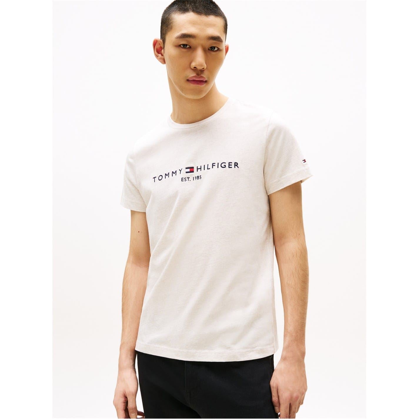 Tommy Hilfiger Sleeved T-Shirt