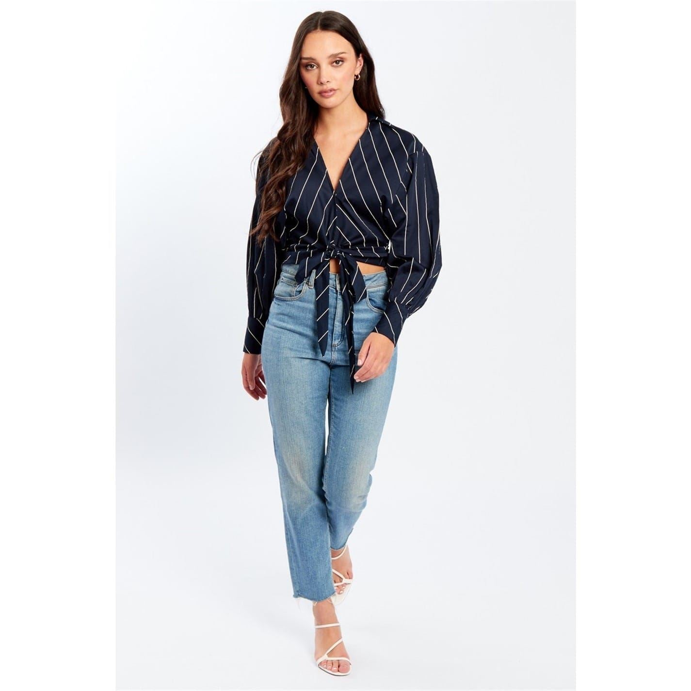 Influence Cropped Relaxed Fit V-Neck Shirt