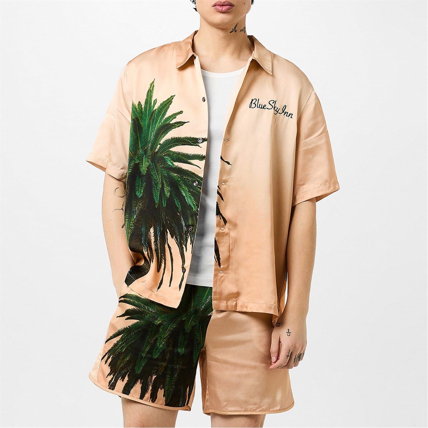 Blue Sky Inn Royal Palm Short Sleeve Shirt