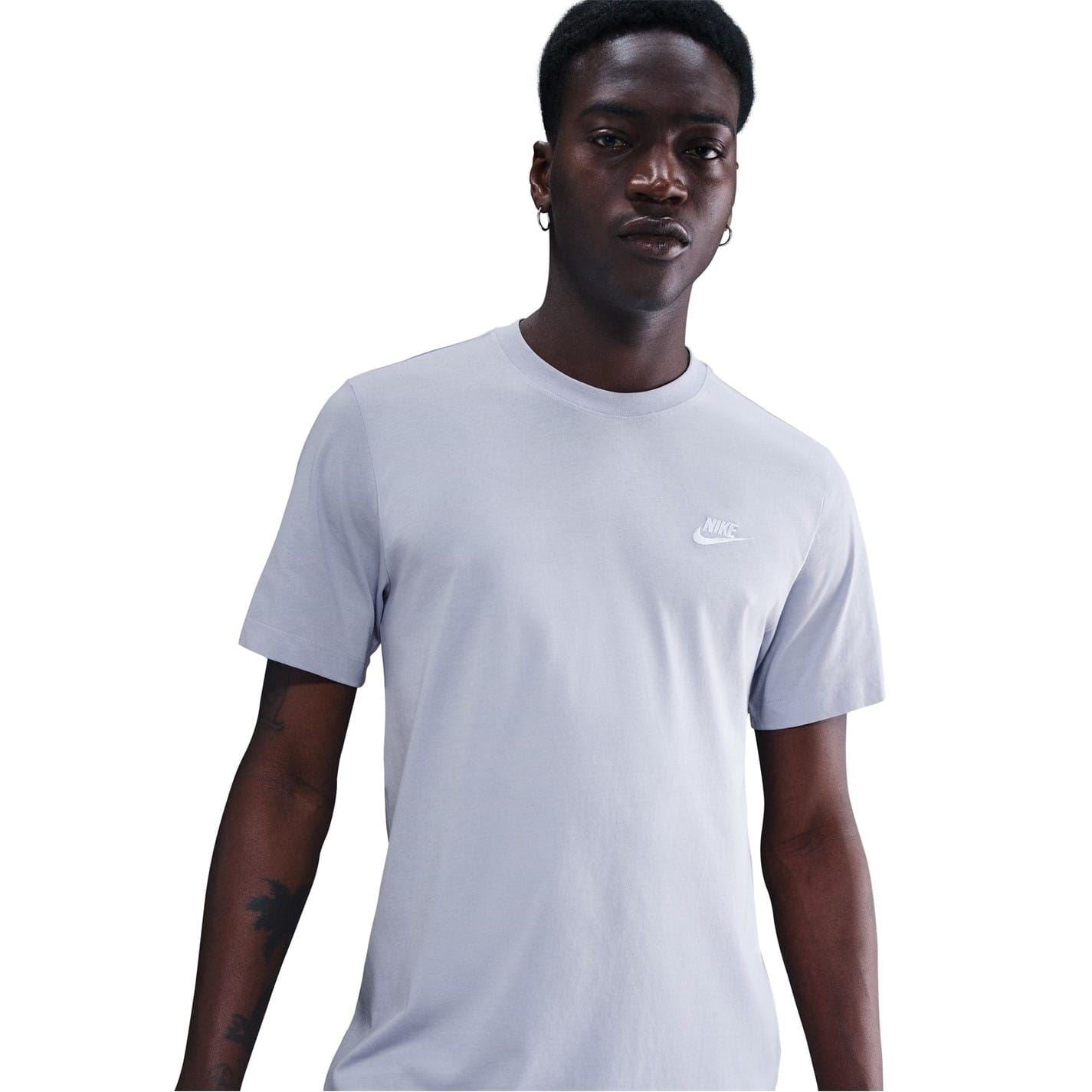 Nike Mens Sportswear Club T-Shirt