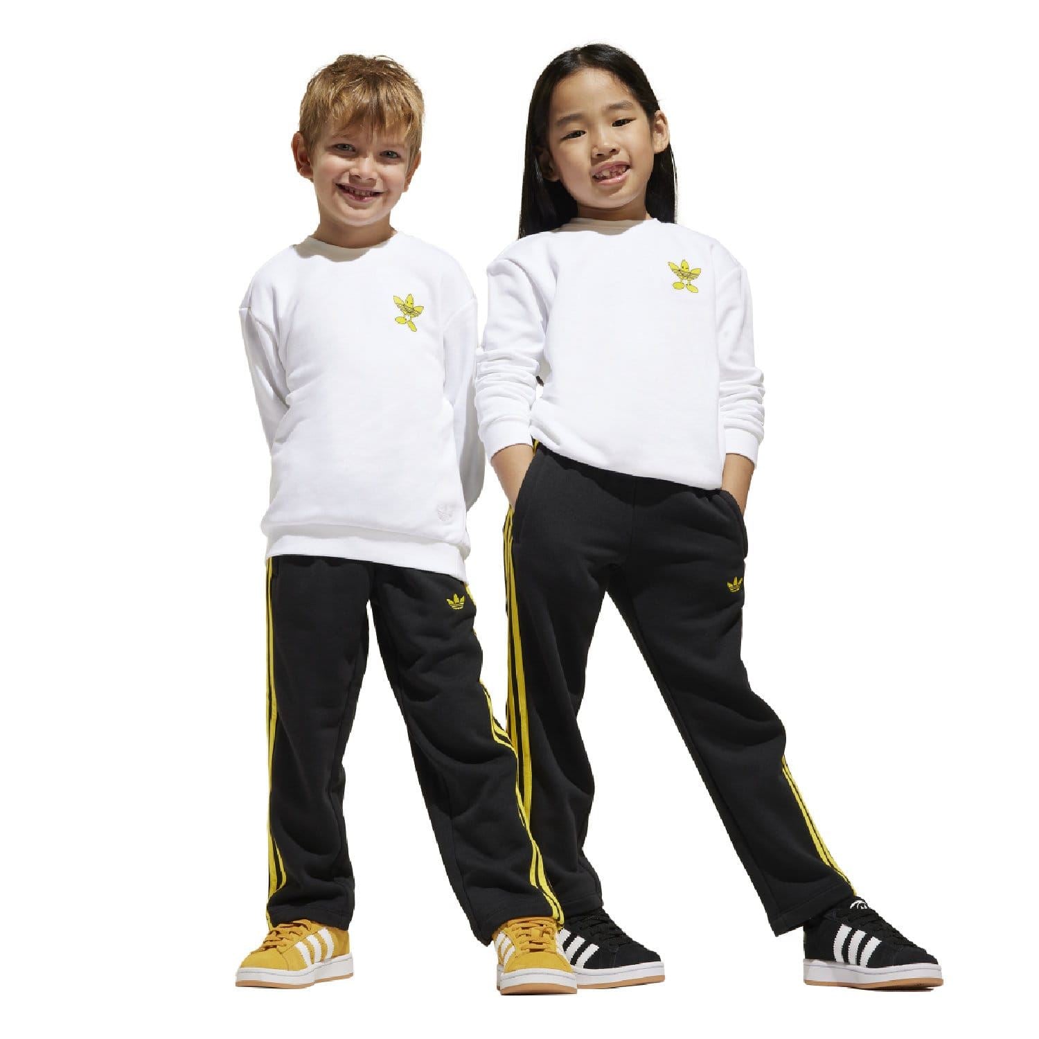 adidas Originals Juniors Smiley World Crew Set