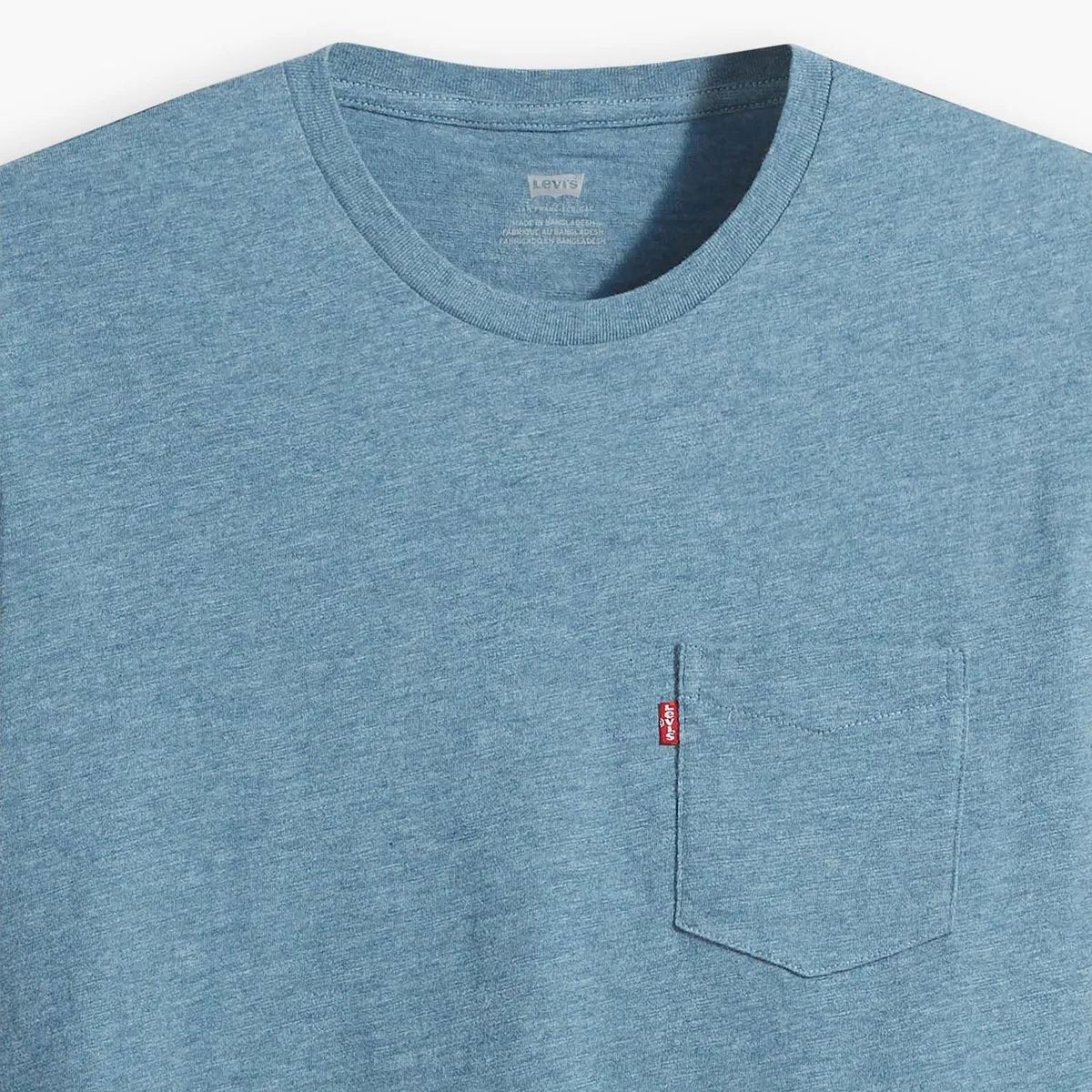 Levis Classic Pocket T-Shirt
