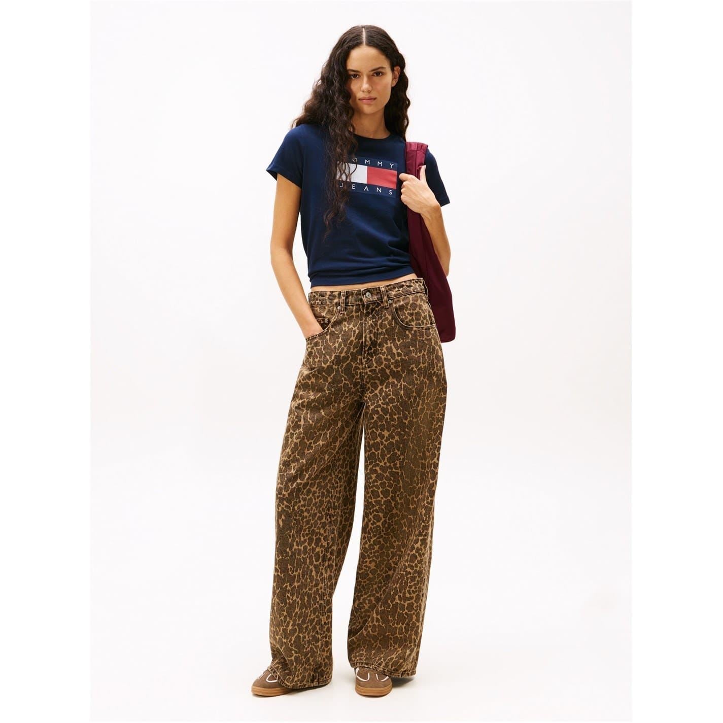 Tommy Jeans Tj Badge Rib Regular Fit T-Shirt