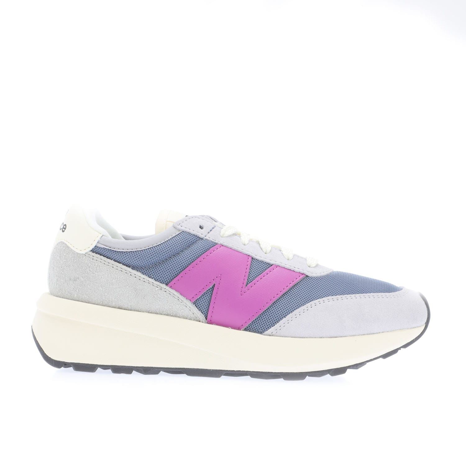 New Balance 370 Trainers
