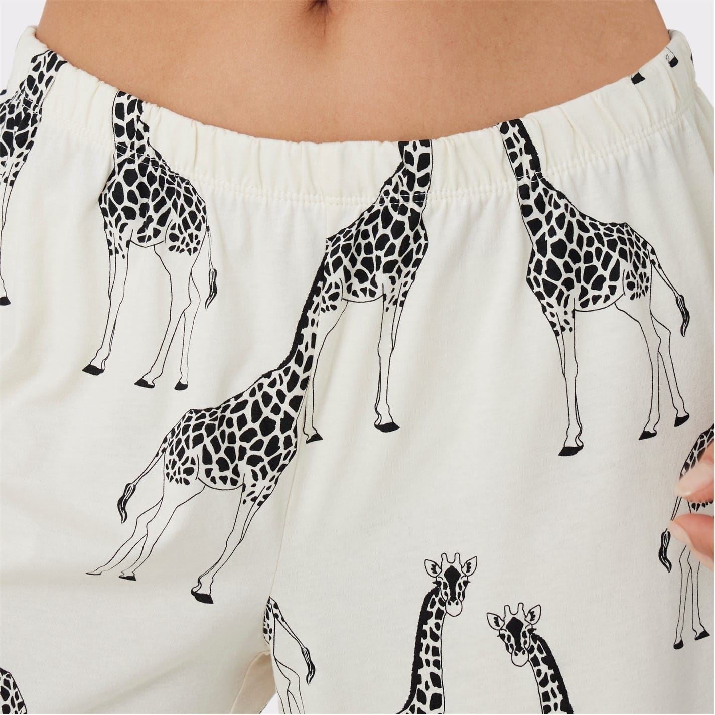 Chelsea Peers Up Pyjama Set