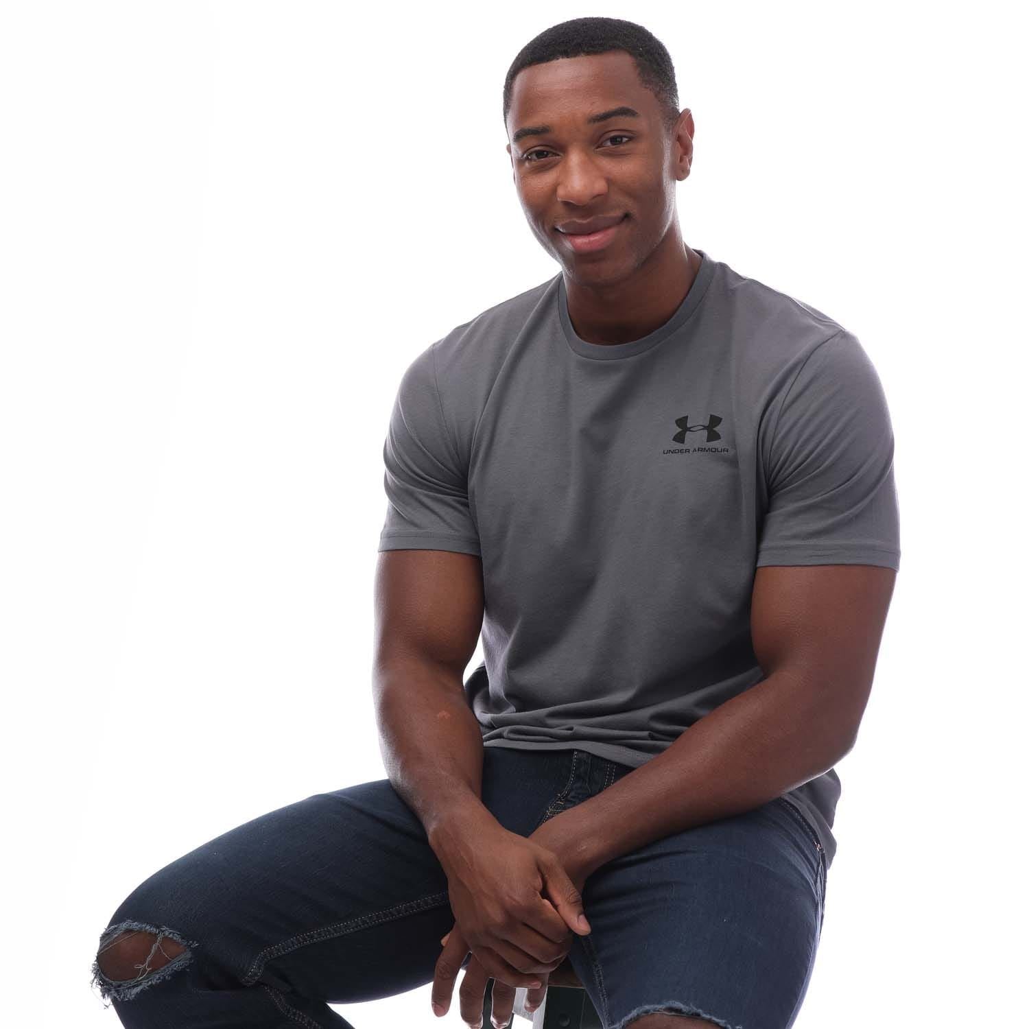 Under Armour Mens Sportstyle Left Chest Short Sleeve T-Shirt