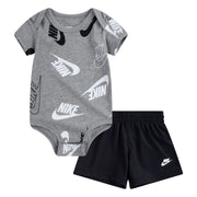 Nike Juniors Confetti Short Set