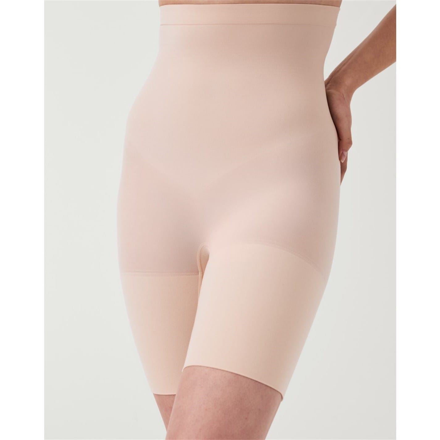 Spanx Seamless Shaping Medium Control High Waisted Shorts