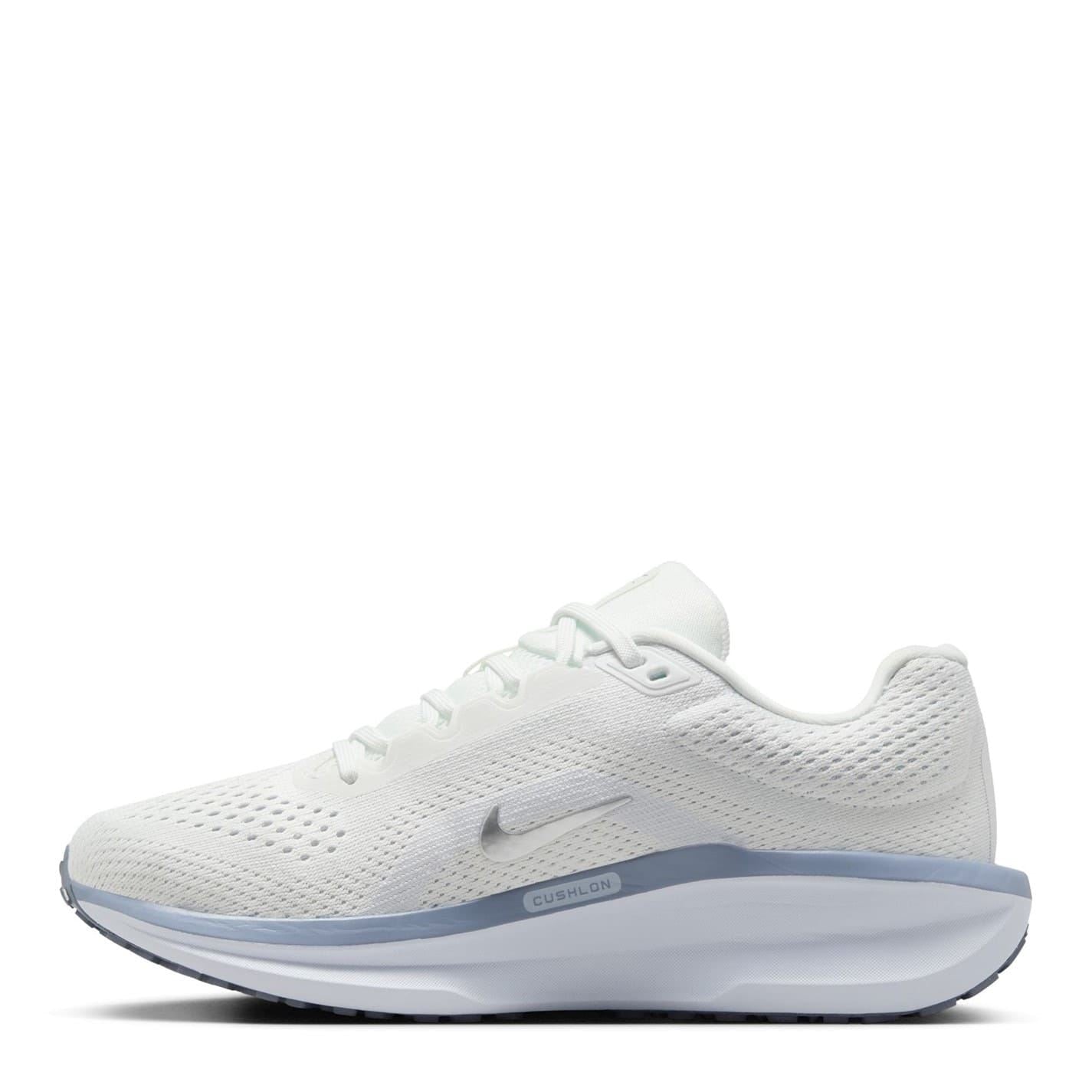 Nike Womens 11 Road Running Shoes