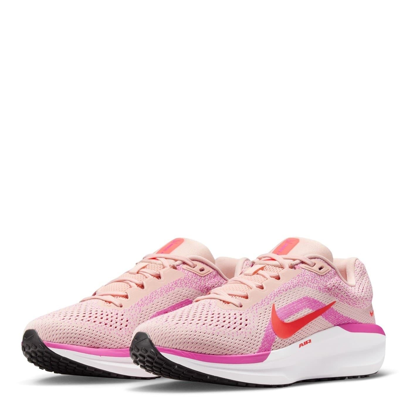 Nike Womens 11 Road Running Shoes