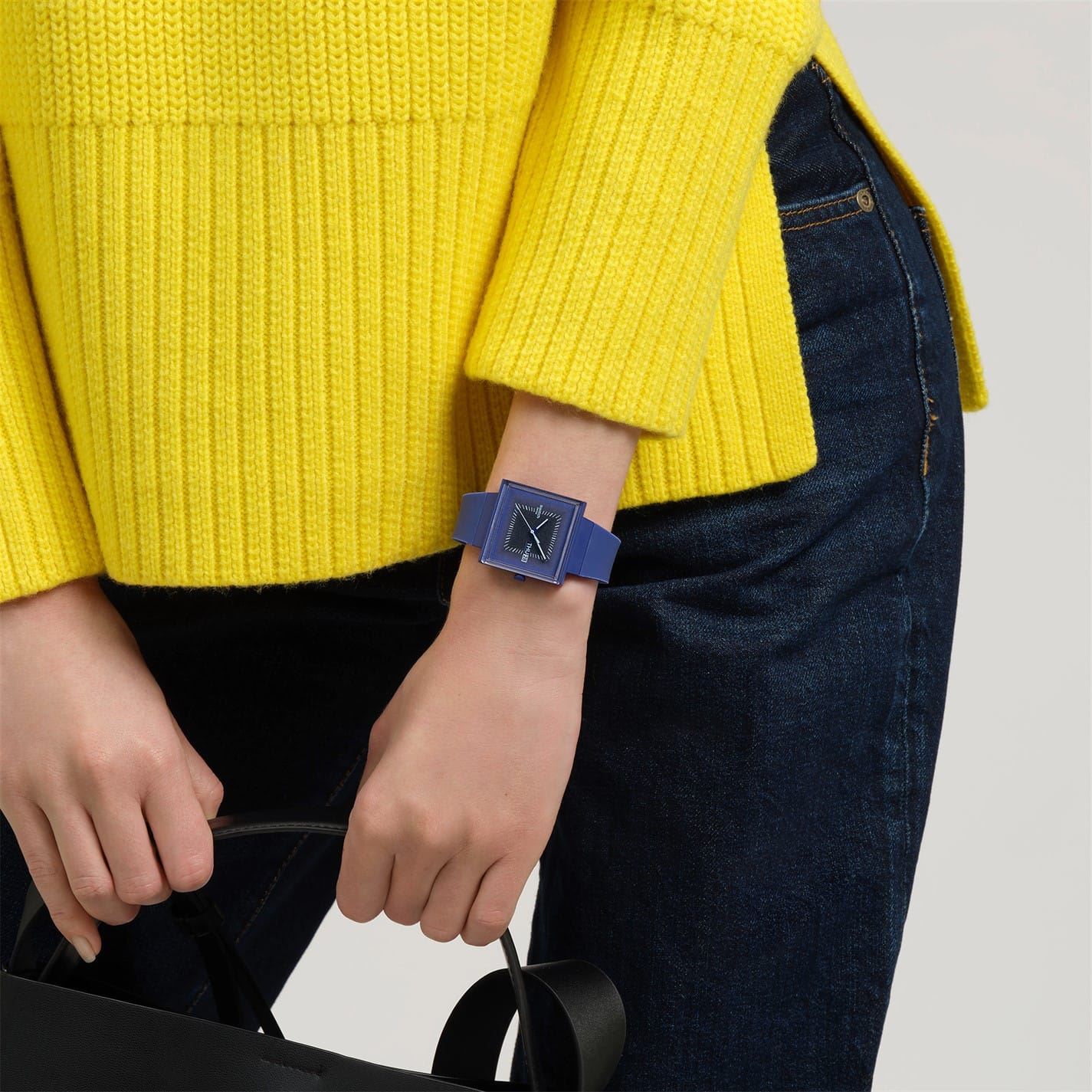 Swatch Squarely 53 Fashion Rubber Bracelet Analogue Watch