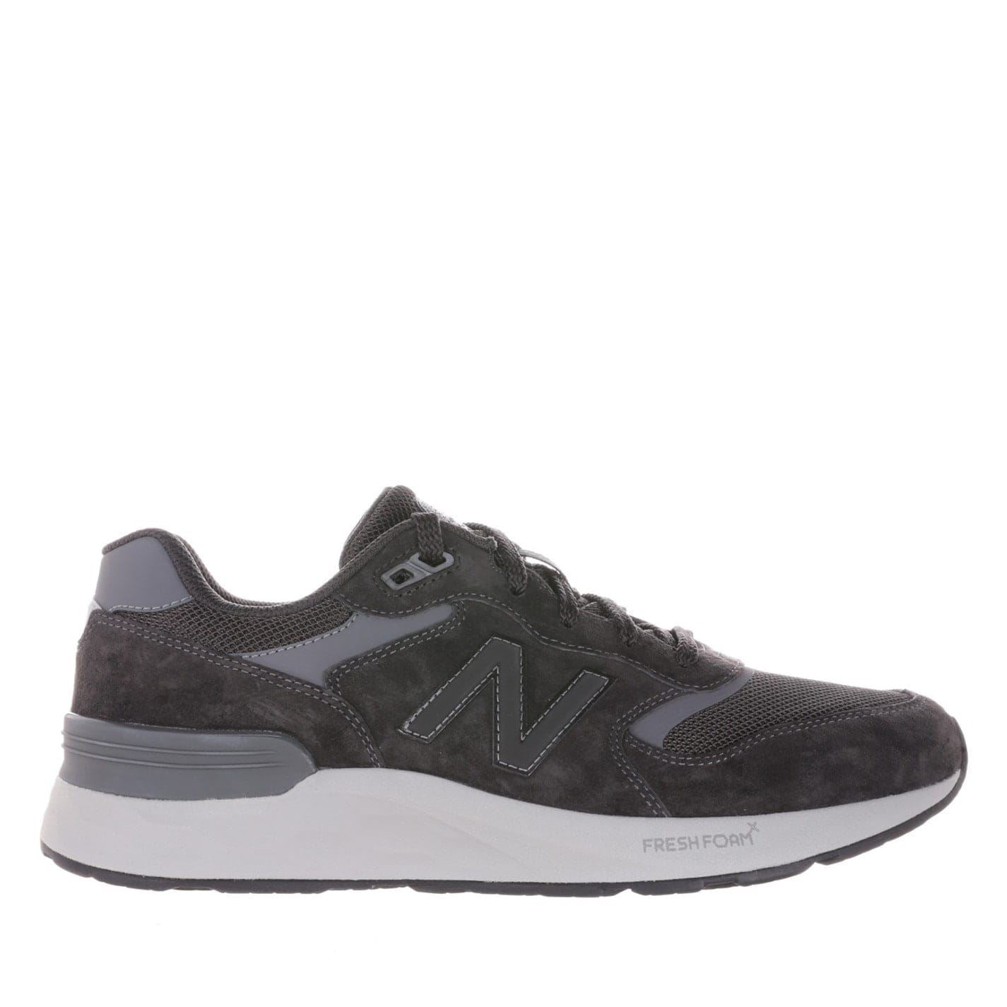 New Balance Round Toe Low Top Sneakers