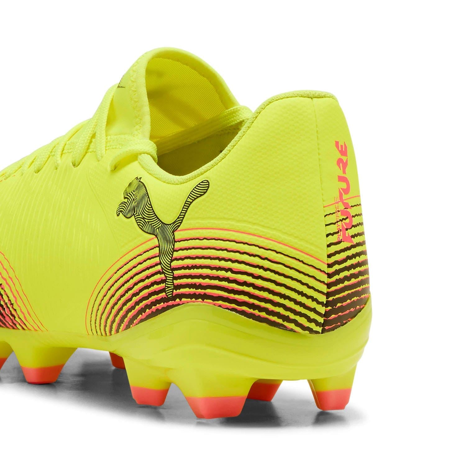 Puma Future 8 Play FG/AG Football Boots