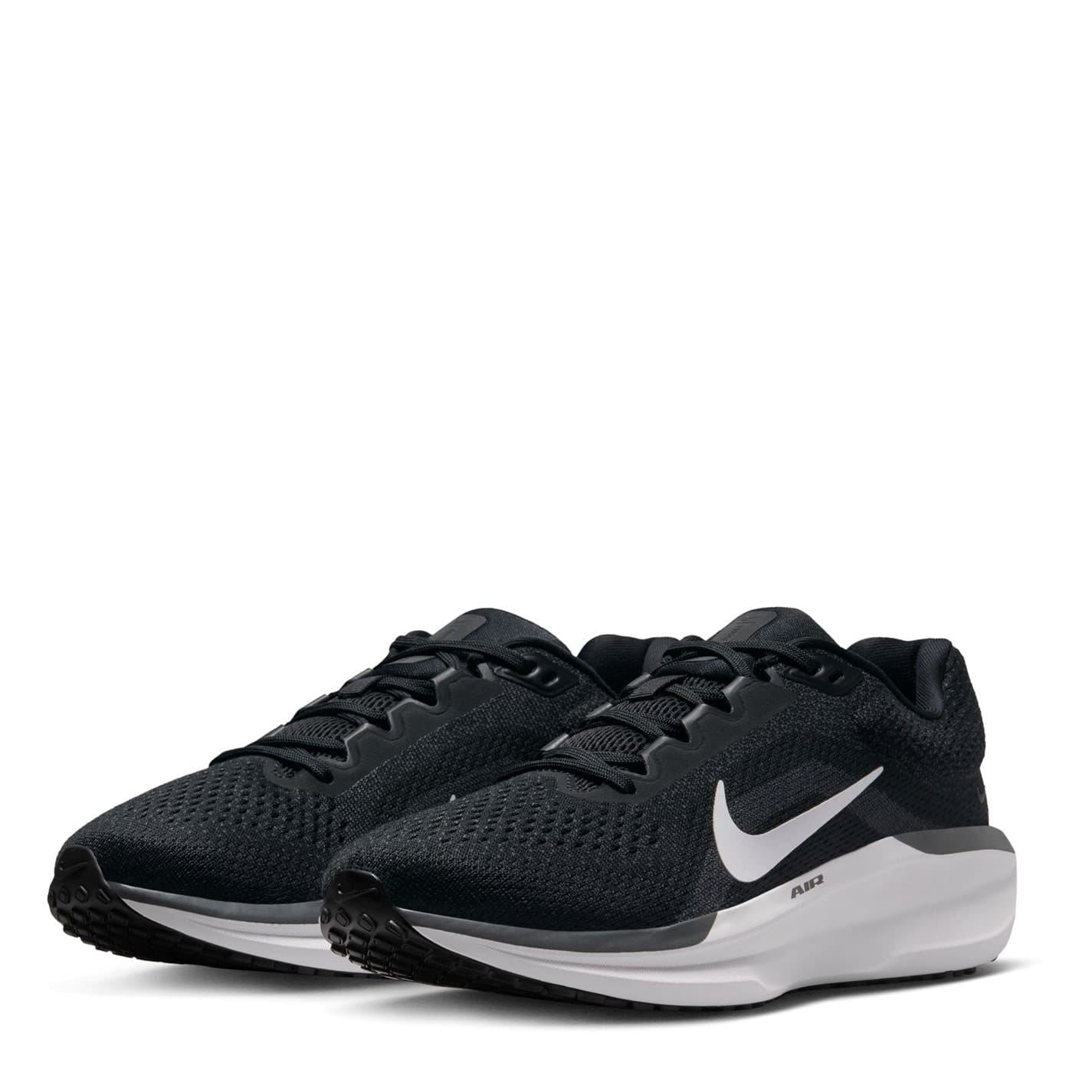 Nike Womens 11 Road Running Shoes