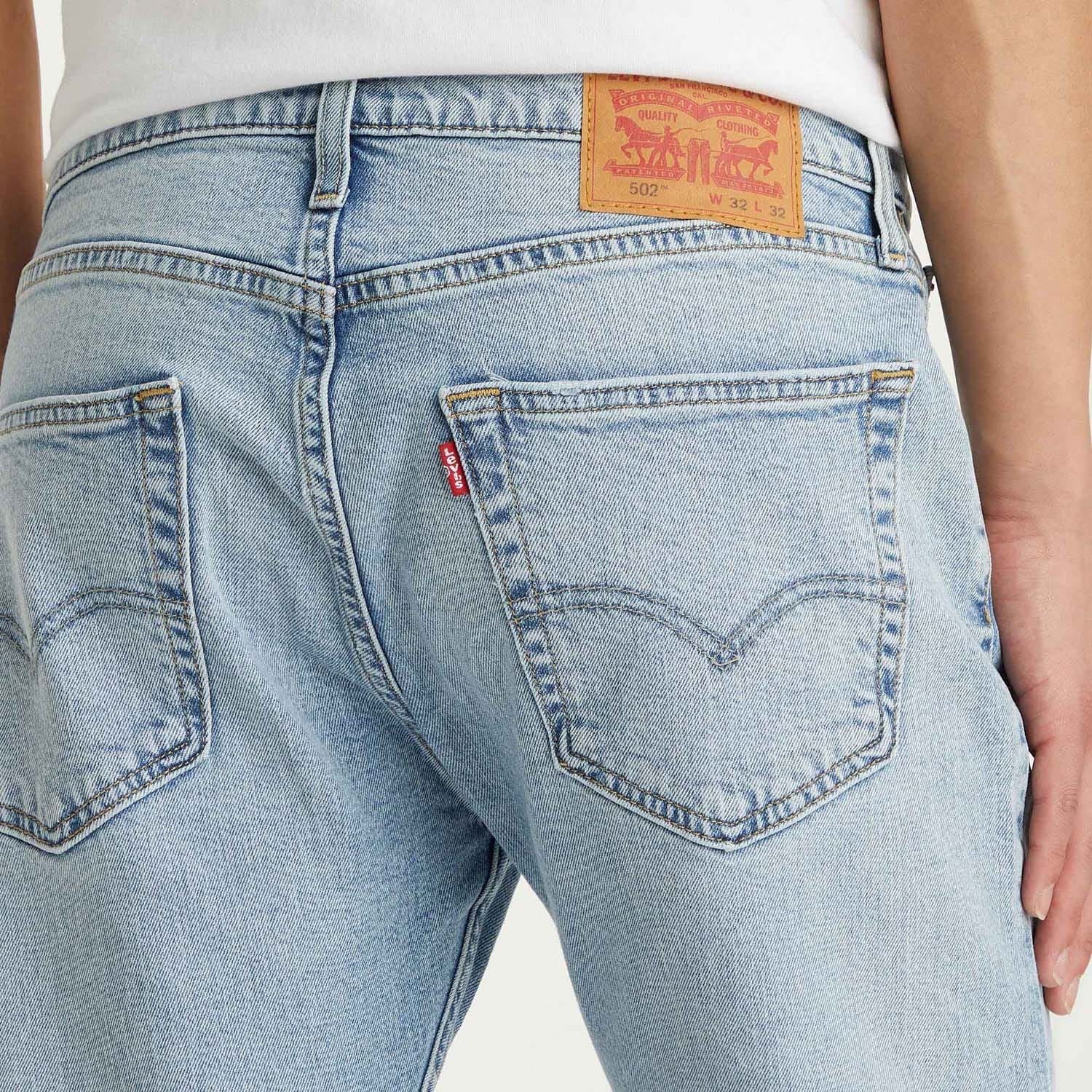 Levis 502 Taper Light On Adv Jeans