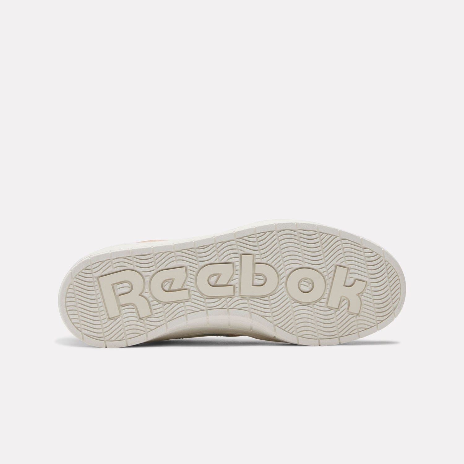 Reebok Classics Court Advance Surge Trainers
