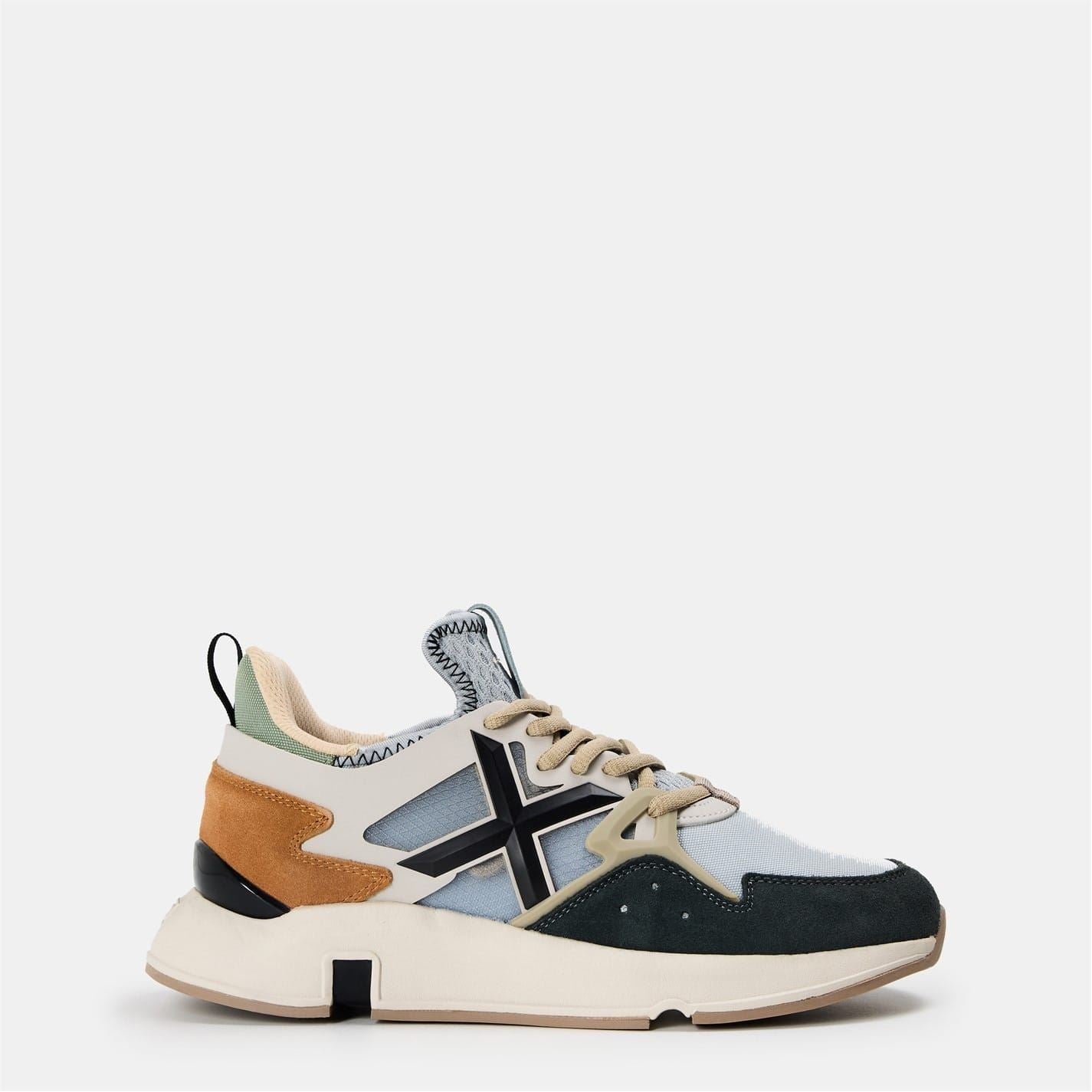 Munich Clik Lace-Up Sneakers with Built-In Heel