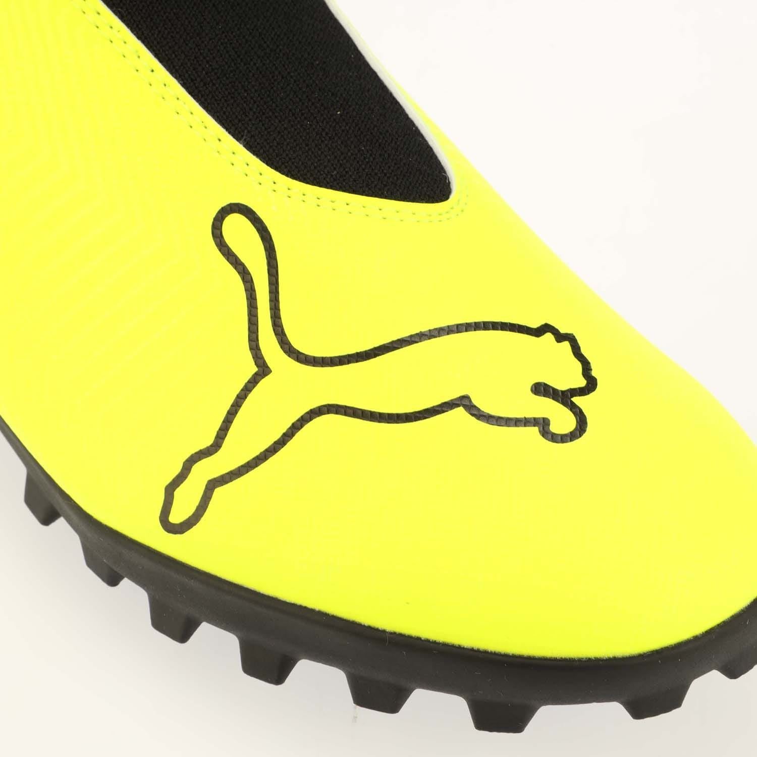 Puma Finesse Laceless Turf Football Boots