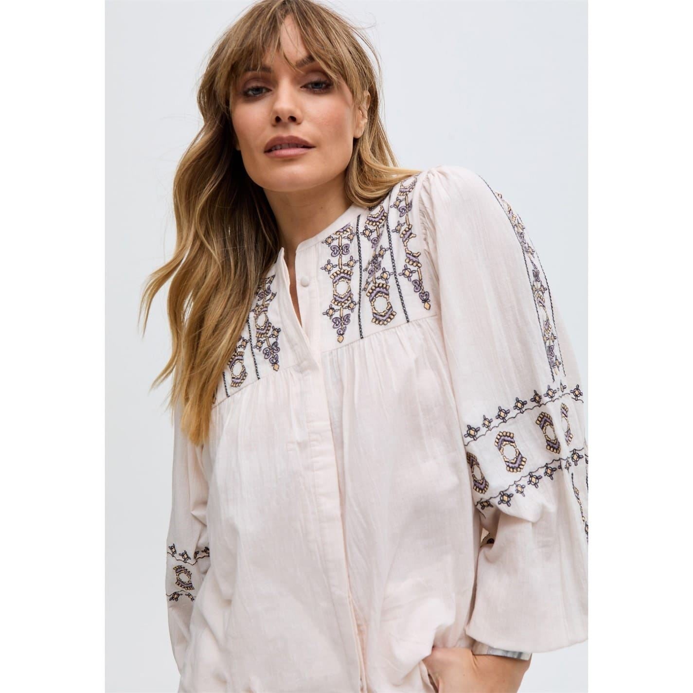 Raffya Embroidered Ballon Sleeve Shirt In Cream