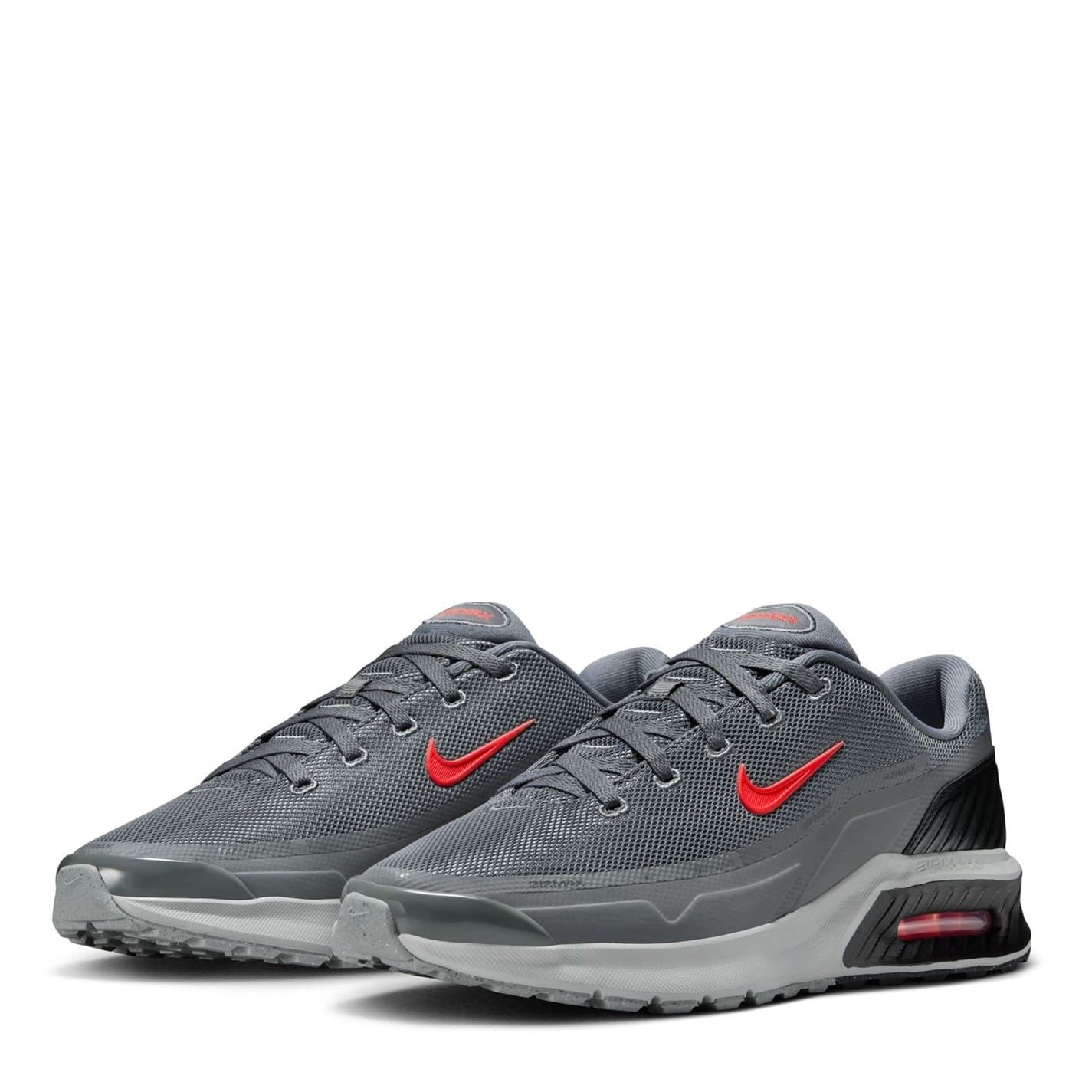 Nike Air Max Low Top Round Toe Flat Heel Sneakers