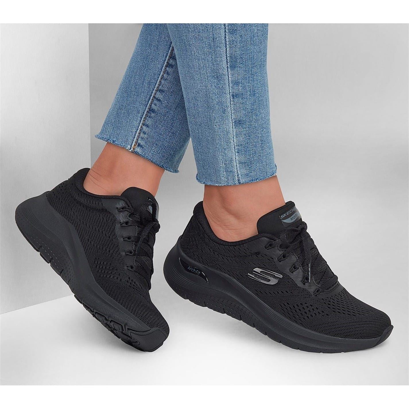 Skechers Arch Fit 2.0 Low Top Flat Heel Trainers