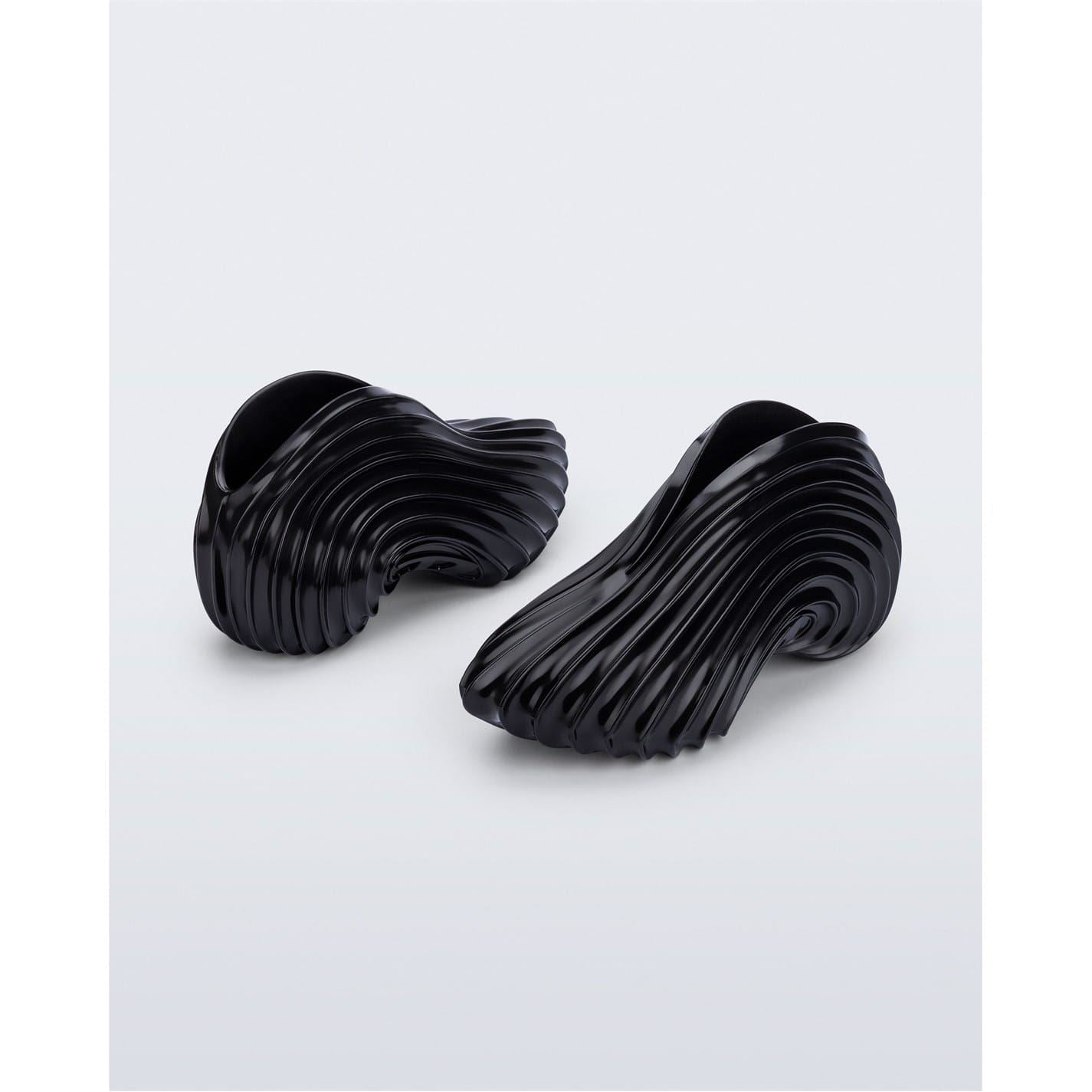 Melissa Diesel Ribbed Slip-On Sneakers