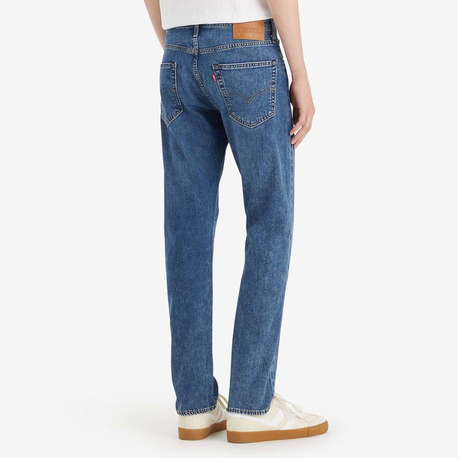 Levis 502 Free to Cool Taper Jeans