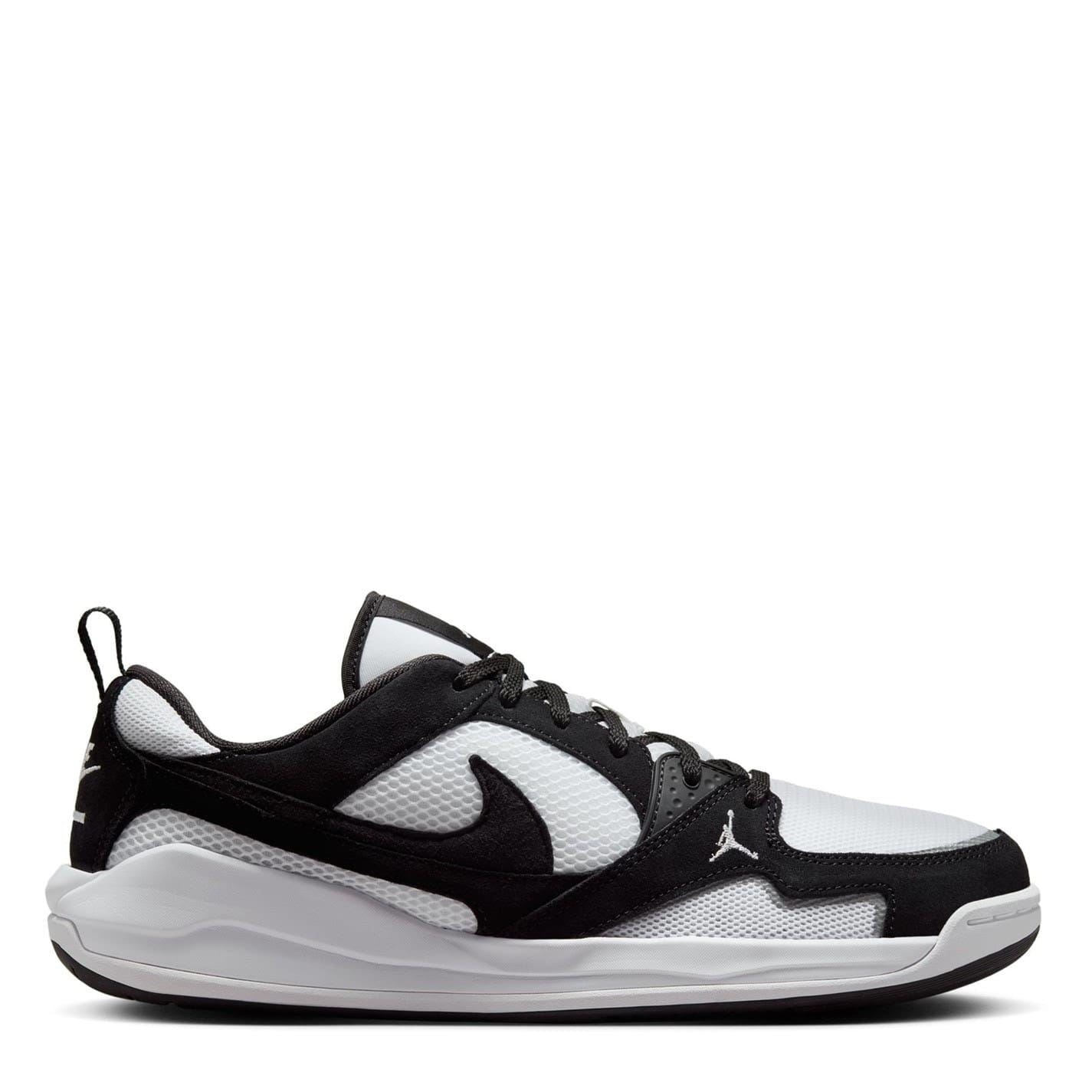 Air Jordan Comfort Era Lace Up Low Top Sneakers